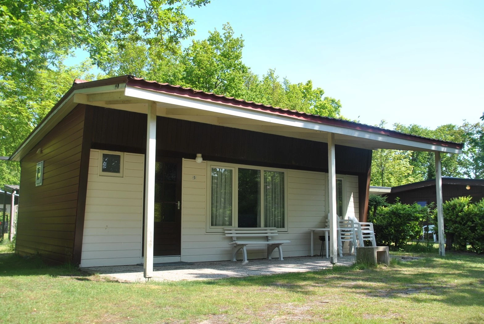 Bungalow B